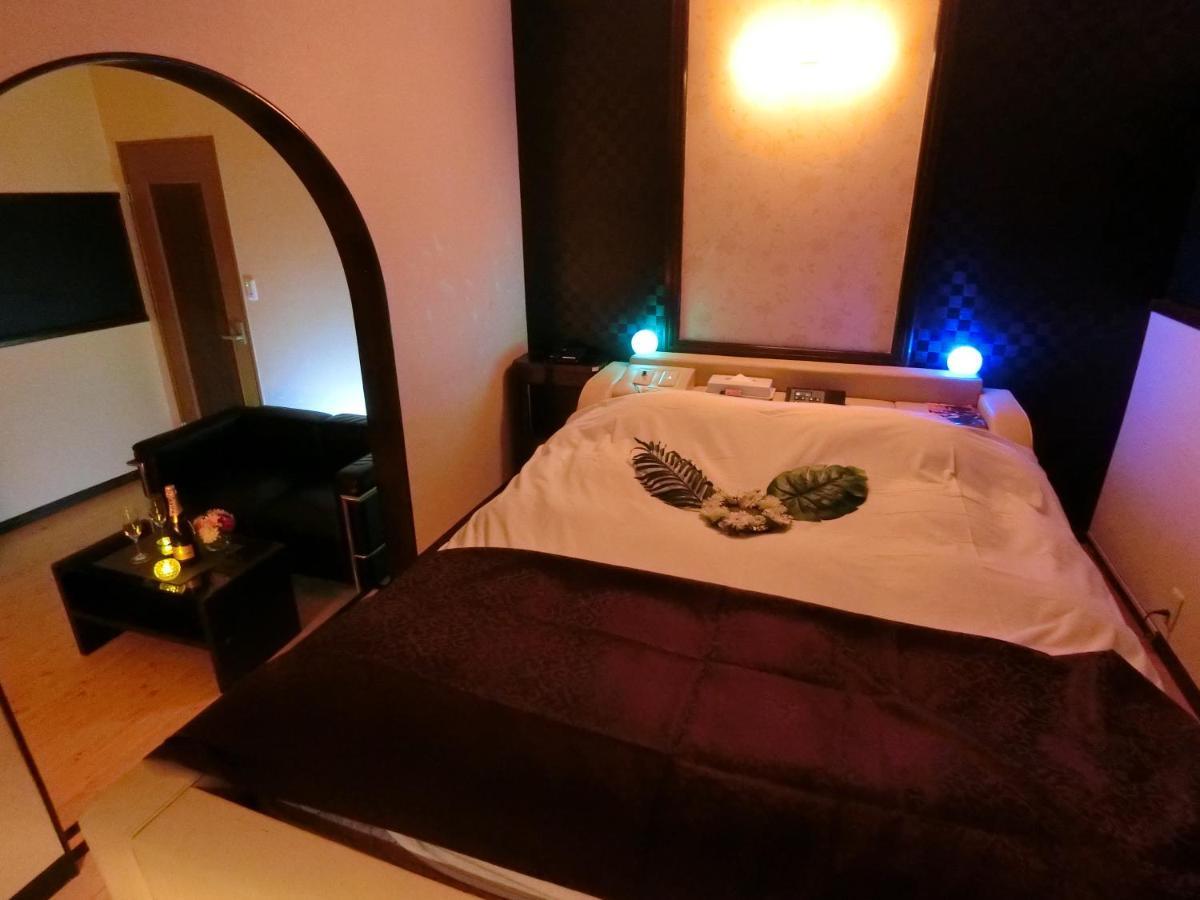 Love hotel Shizu Kasama